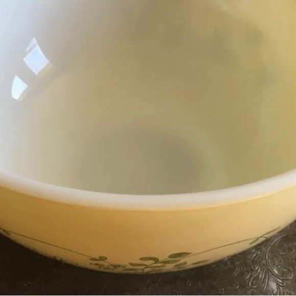 Pyrex 4 Wt  Shenandoah CinderellaBowl # 444 Pretty Yellow Pattern - Picture 3 of 9